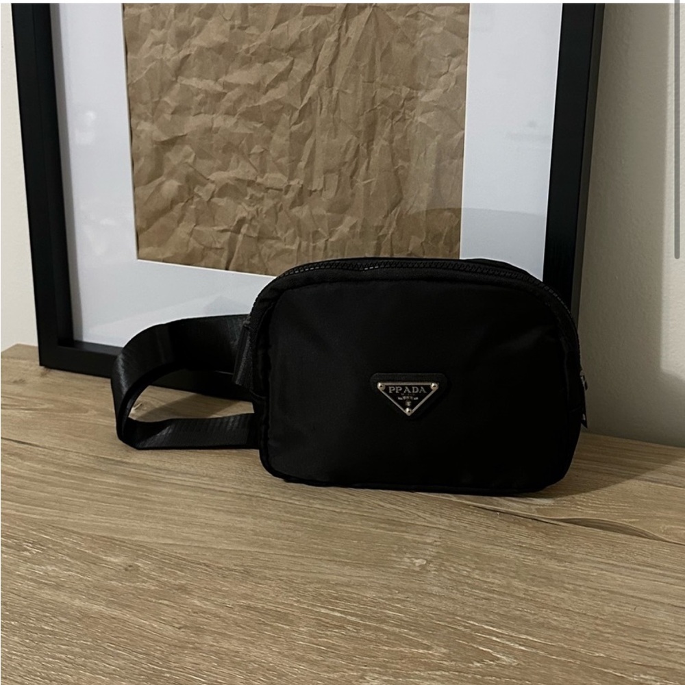 Fashion inspired belt bag - Picture 2 of 4